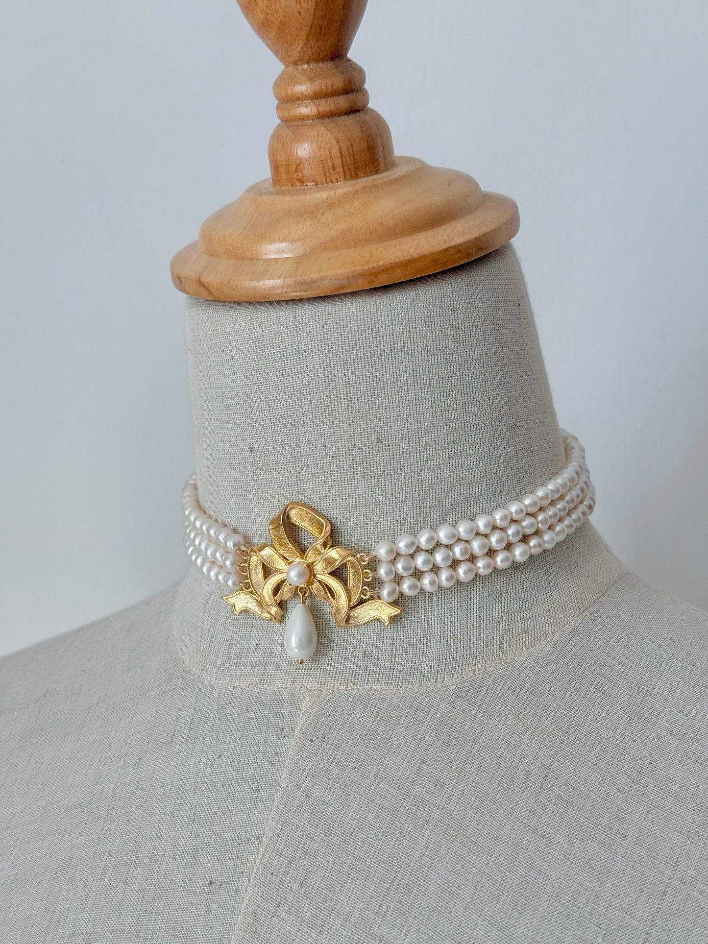Victorian bow choker (Large)