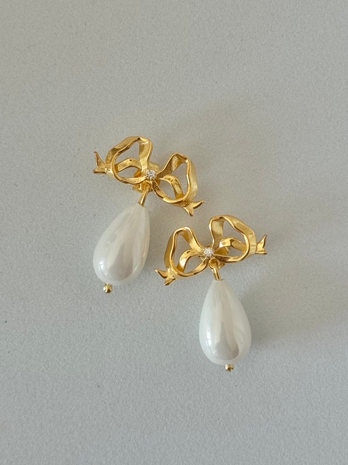 Naema mini earring 18k