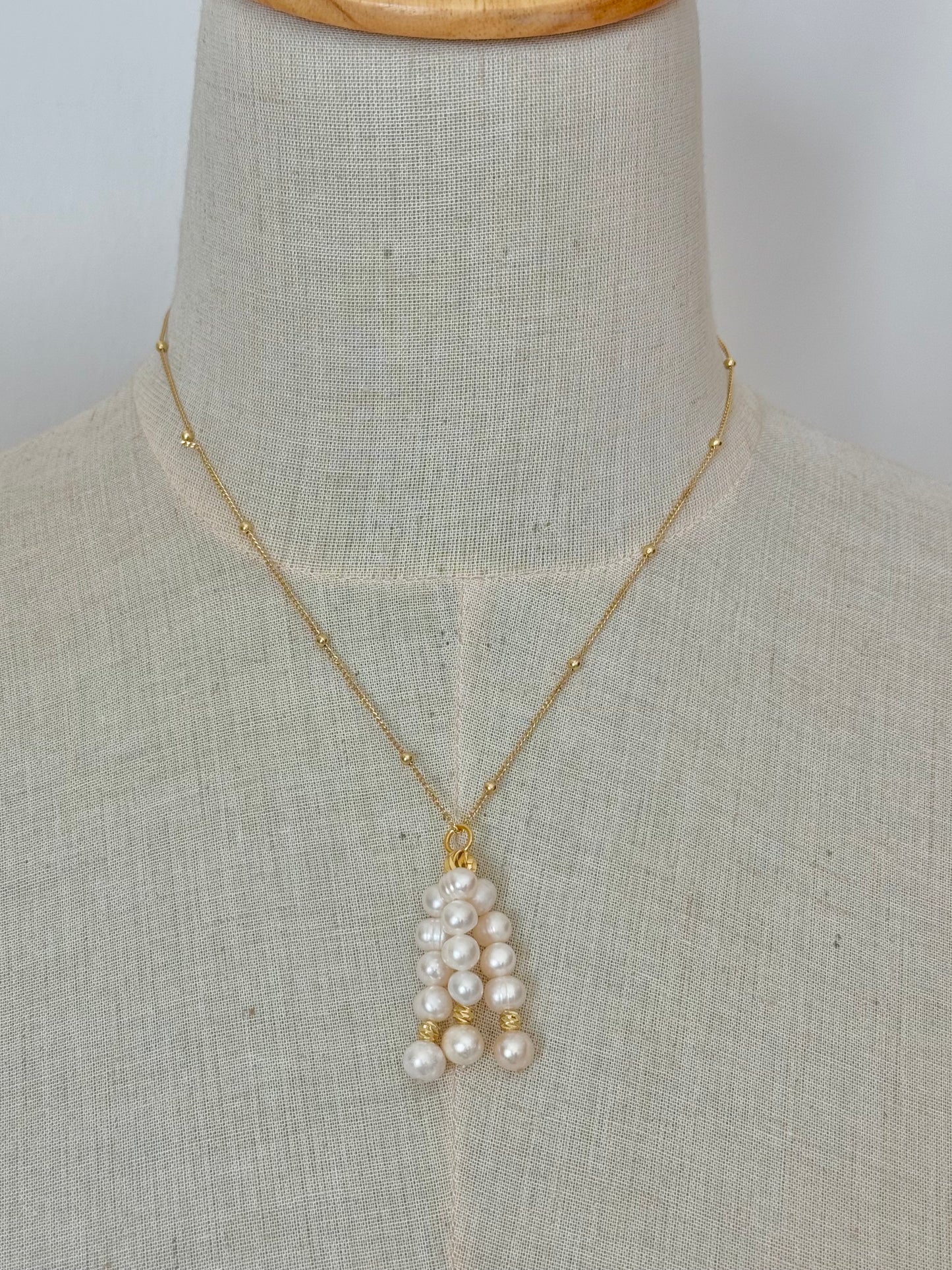 Mini pearl tassel necklace