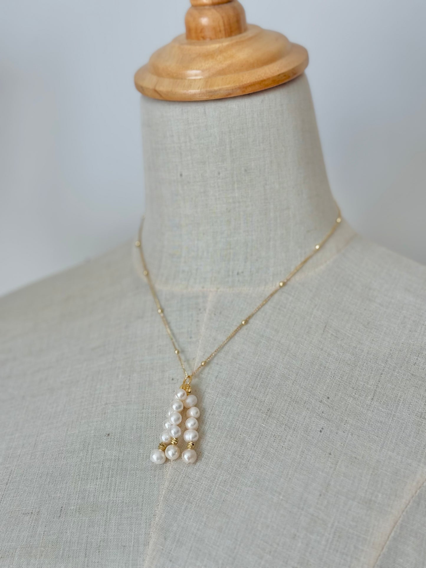 Mini pearl tassel necklace