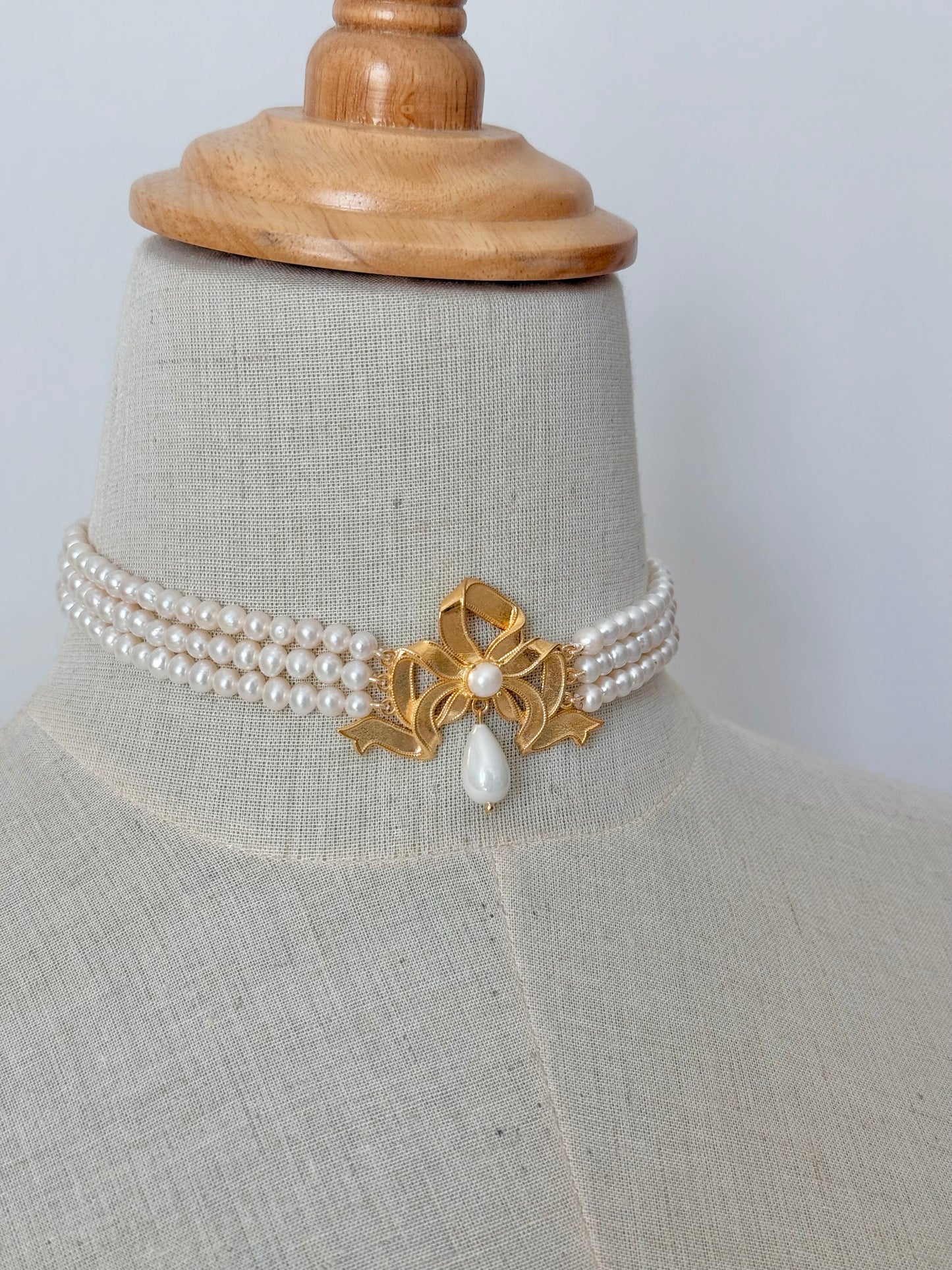 Victorian bow choker (Large)