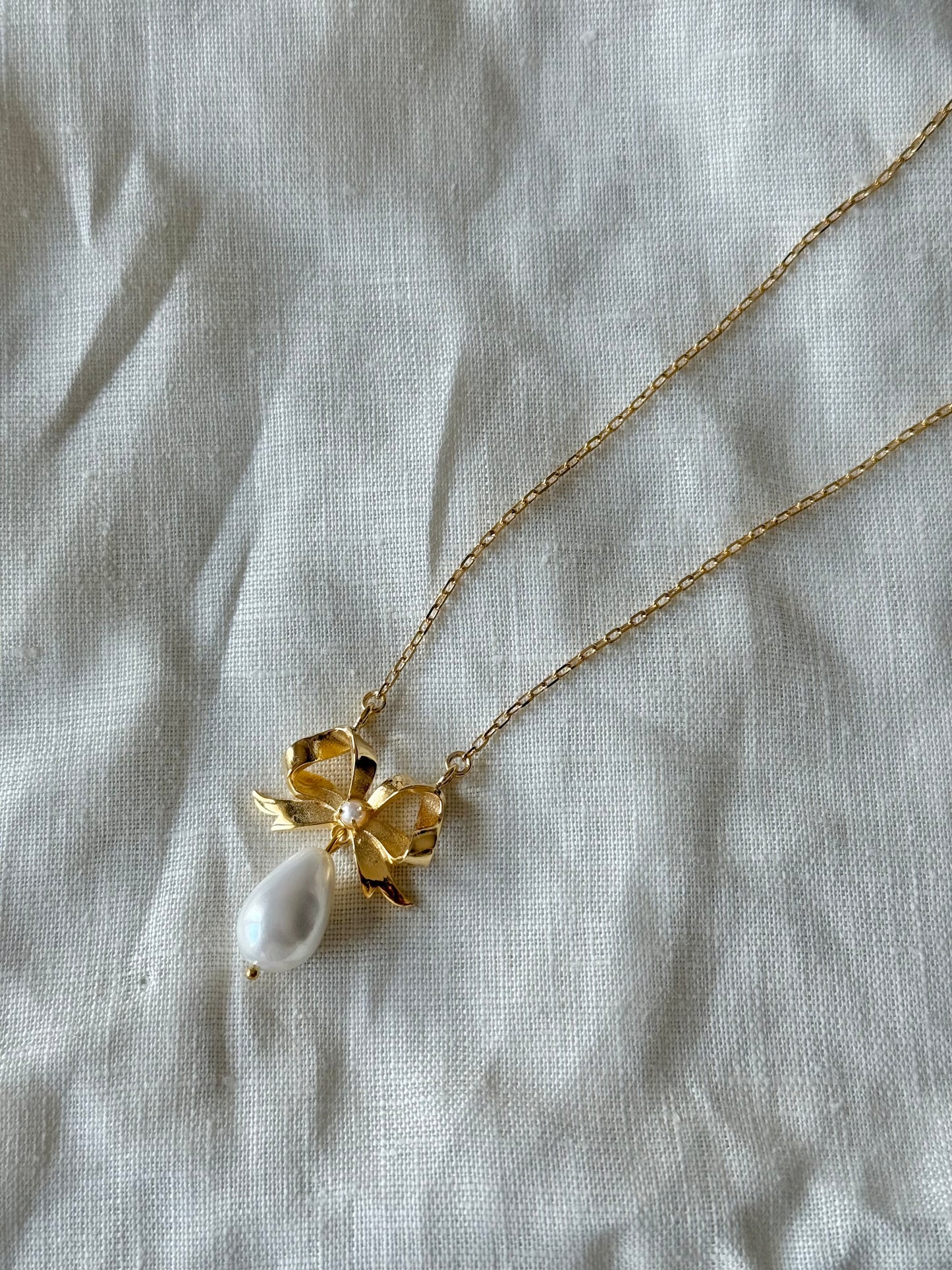 Bow Tabla necklace