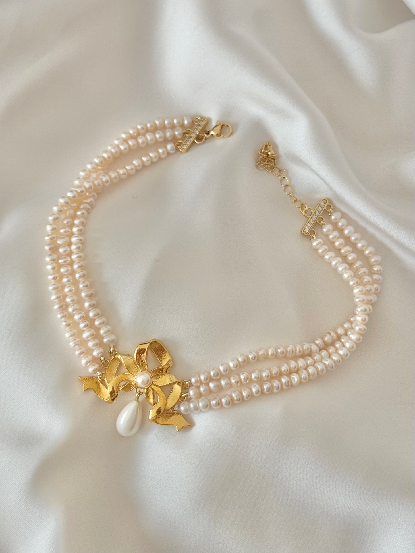 Victorian bow choker (small)