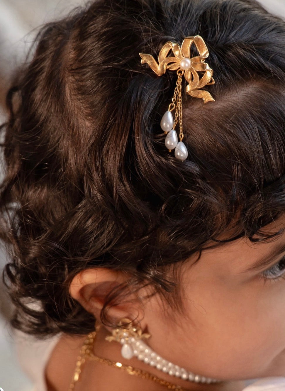 Victorian bow hair clip