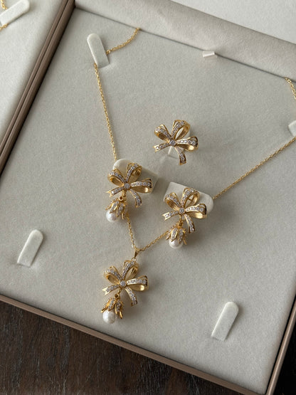 Fakhra Necklace