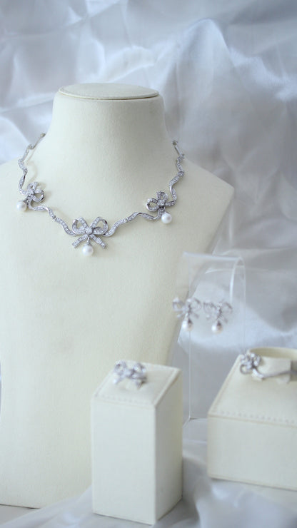 Athba’s Simple Necklace