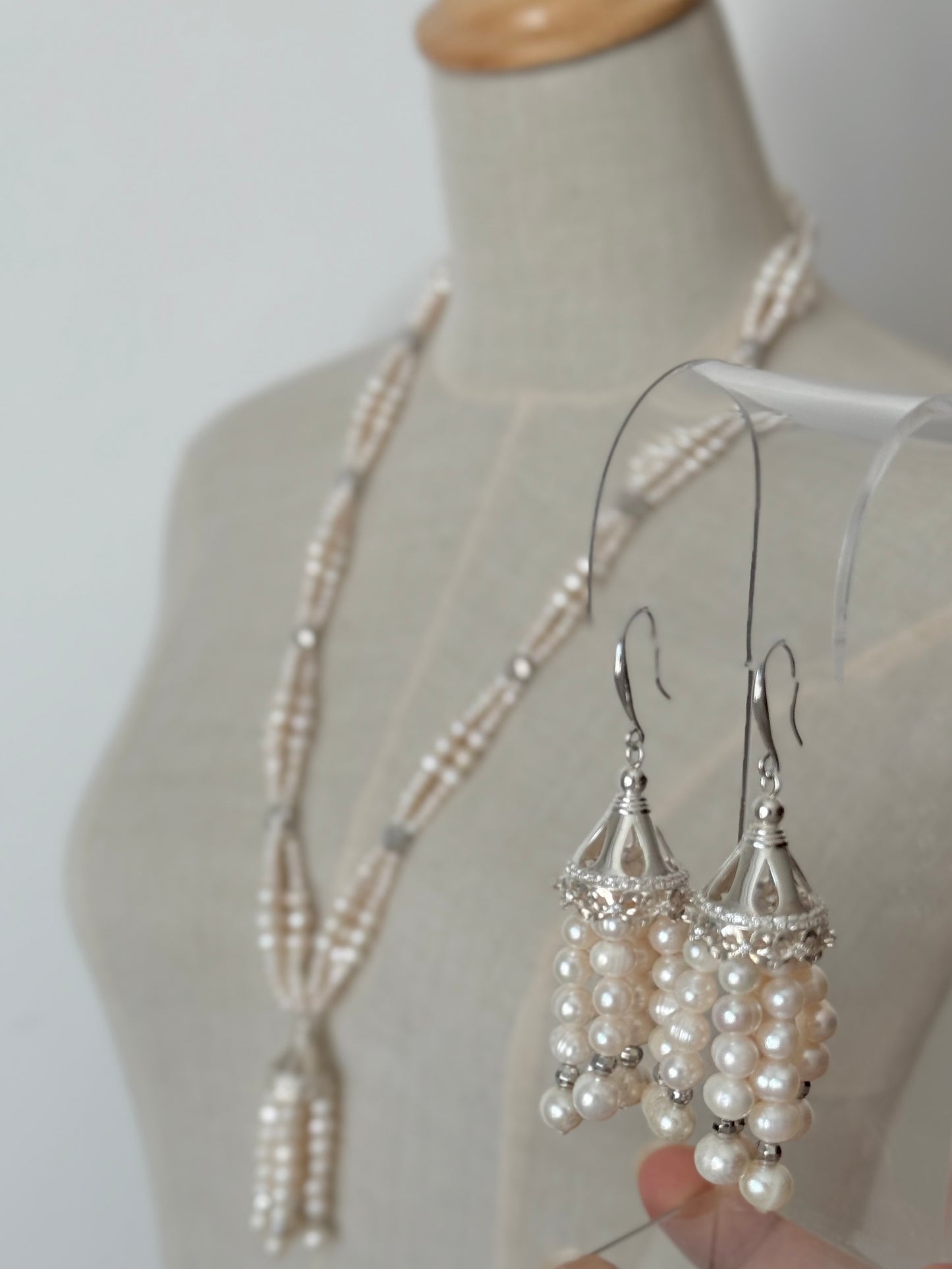 T03S Set - Silver pearl tassel set, long necklace with earrings