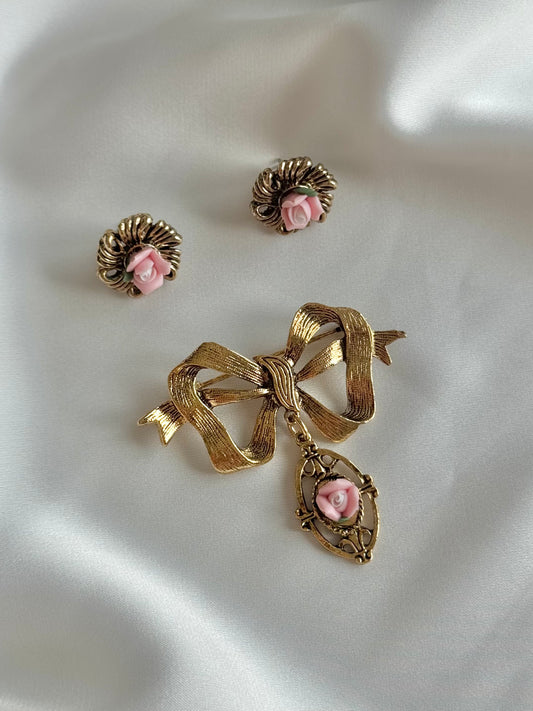 Vintage bow and rose set