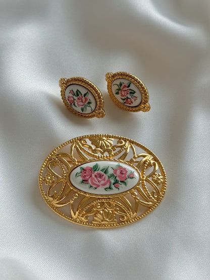 Vintage rose brooch set