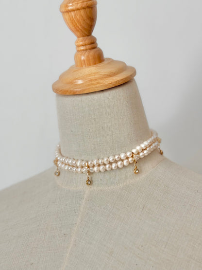 Fresh water pearl with gold plated crystals choker