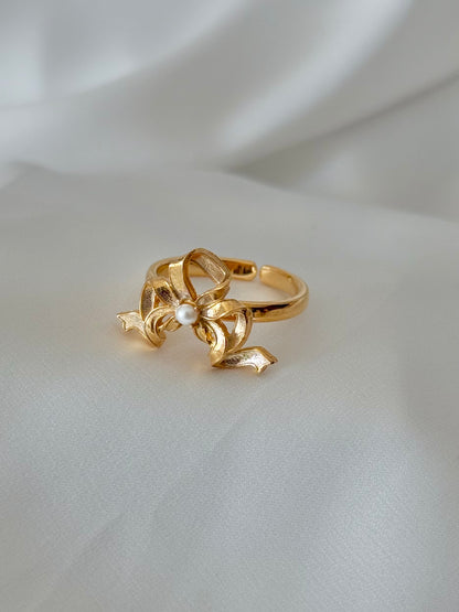 Victorian bow ring