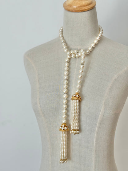 Vintage faux pearl tassel necklace or belt (brooch not included)