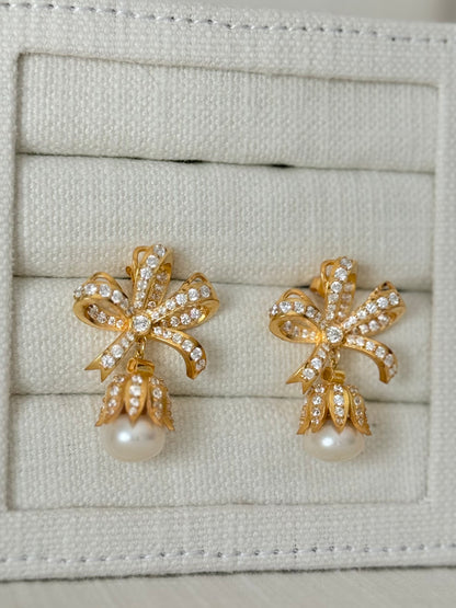 Fakhra Earring