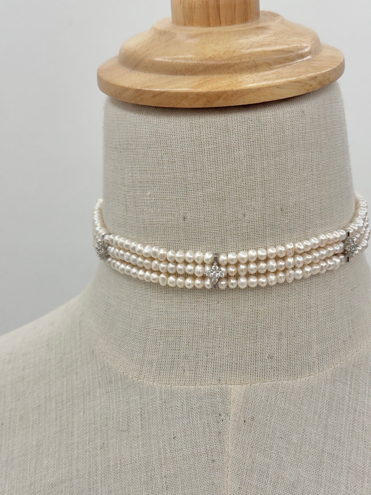 Fresh water pearl choker and silver crystals