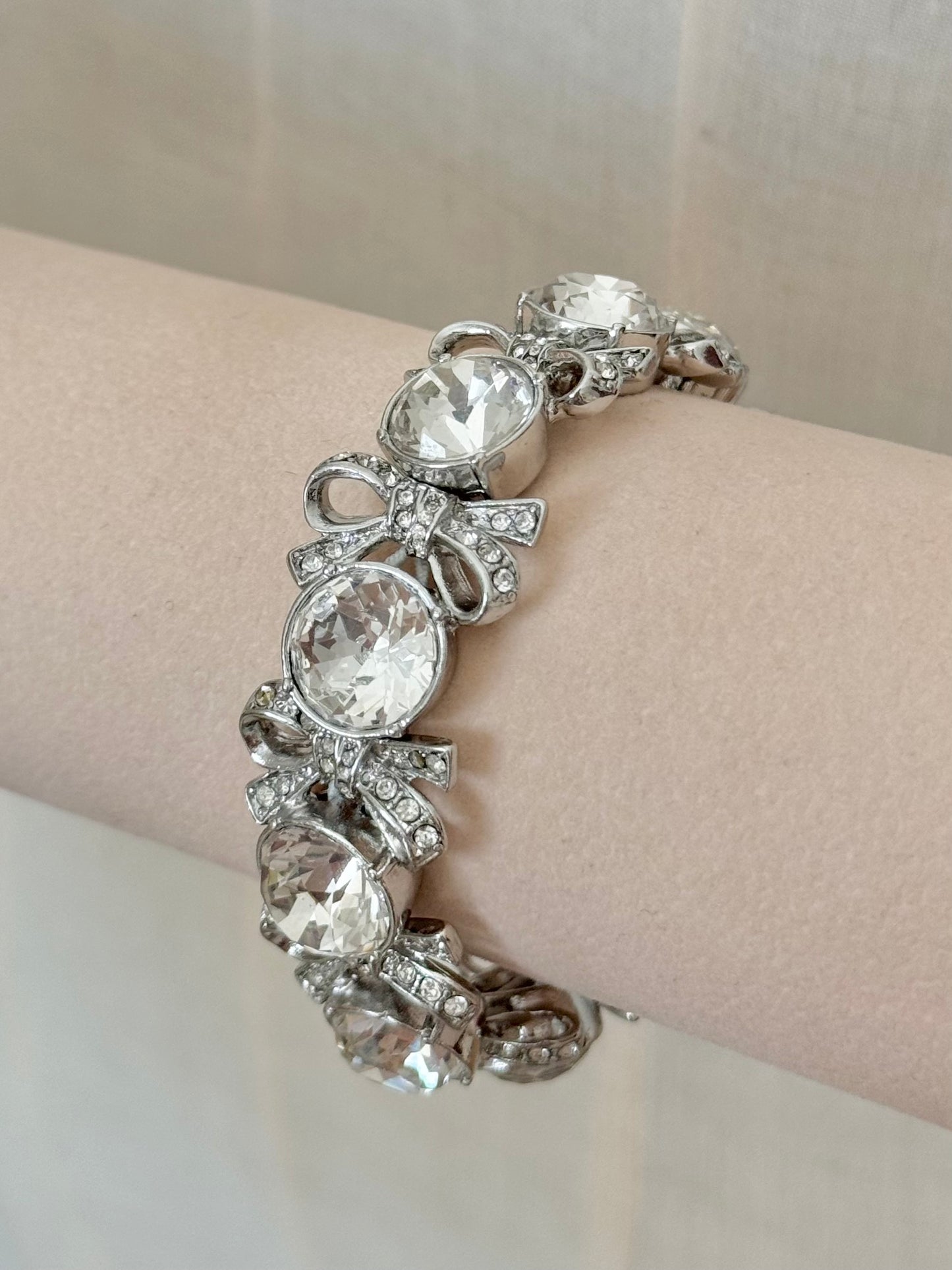 Vintage silver crystal bows bracelet