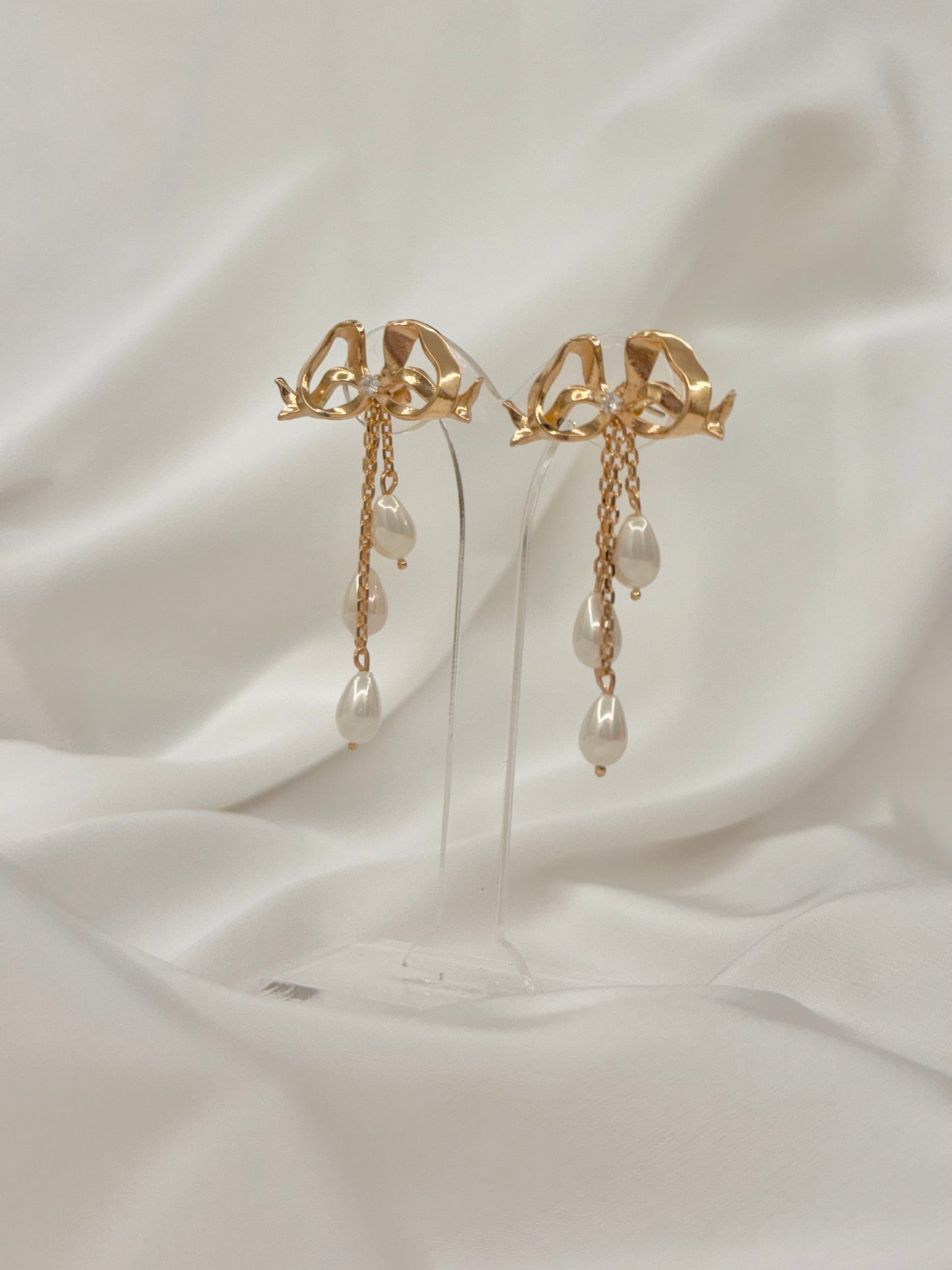 Naema Earring