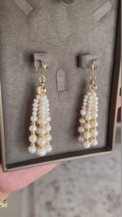 Pearl tassel earring